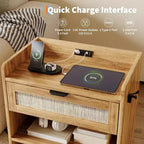 Table de Chevet en Rotin avec Station de Chargement Type-C