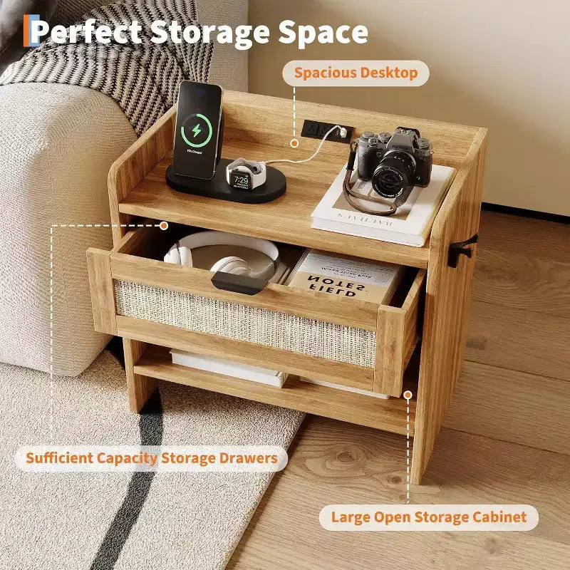 Table de Chevet en Rotin avec Station de Chargement Type-C