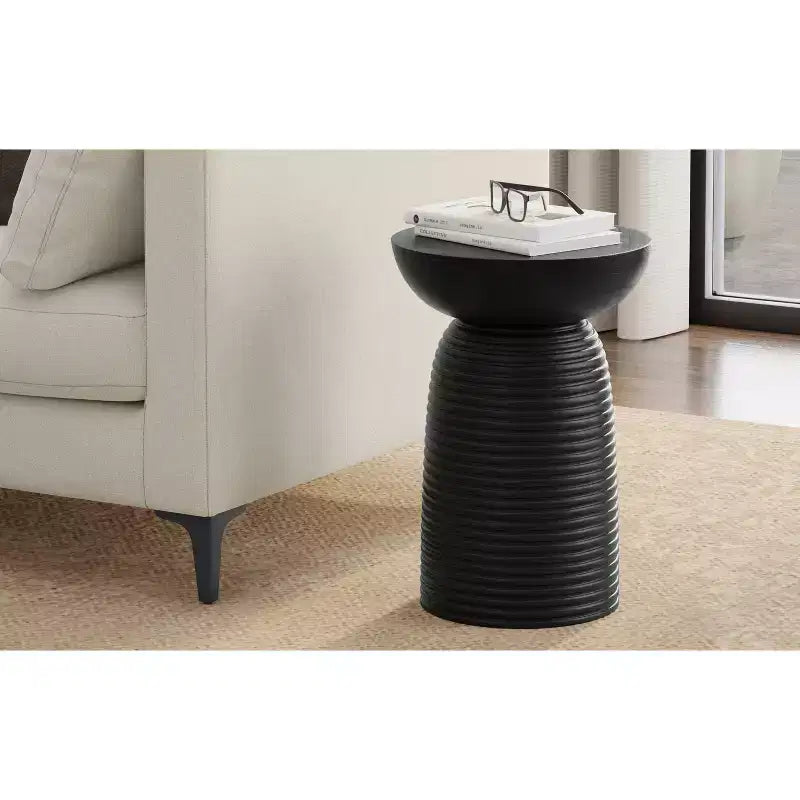 Table d'appoint contemporaine en manguier massif avec nervures