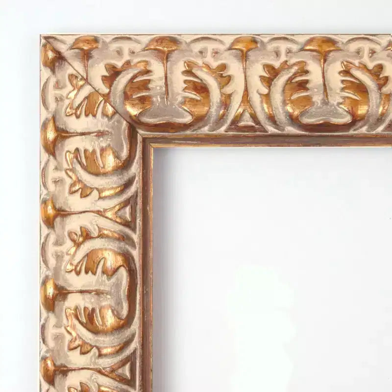 Miroir mural encadré en bois biseauté doré