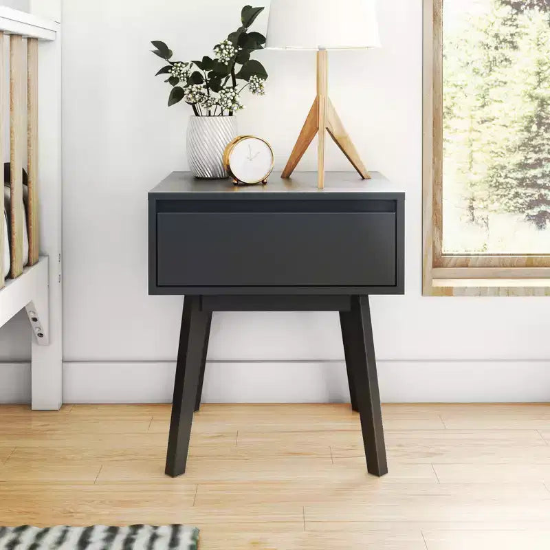 Tables de chevet scandinaves en bois avec tiroir de rangement